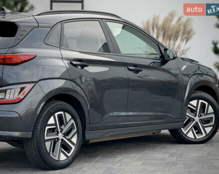 Серый Хендай Kona Electric, объемом двигателя 0 л и пробегом 87 тыс. км за 19552 $, фото 17 на Automoto.ua