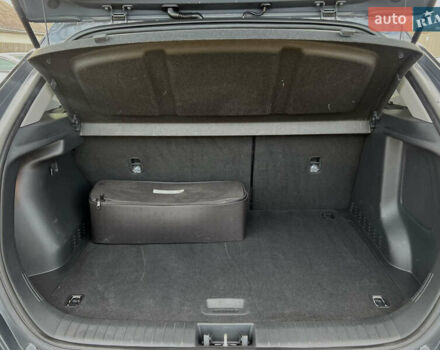 Серый Хендай Kona Electric, объемом двигателя 0 л и пробегом 72 тыс. км за 20154 $, фото 36 на Automoto.ua