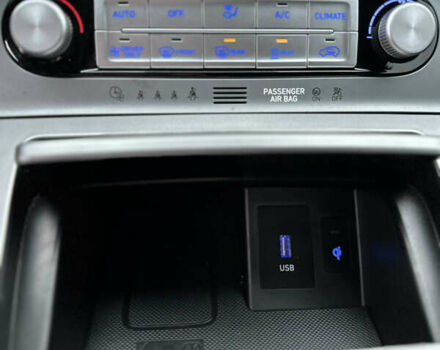 Серый Хендай Kona Electric, объемом двигателя 0 л и пробегом 63 тыс. км за 17900 $, фото 20 на Automoto.ua