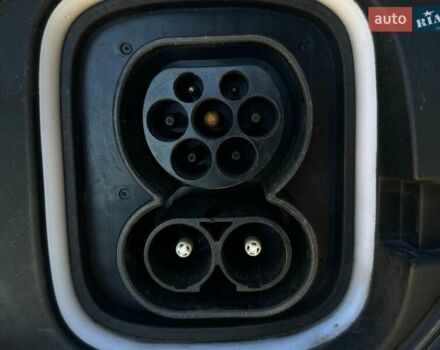 Сірий Хендай Kona Electric, об'ємом двигуна 0 л та пробігом 83 тис. км за 19900 $, фото 37 на Automoto.ua