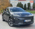 Серый Хендай Kona Electric, объемом двигателя 0 л и пробегом 48 тыс. км за 17390 $, фото 1 на Automoto.ua