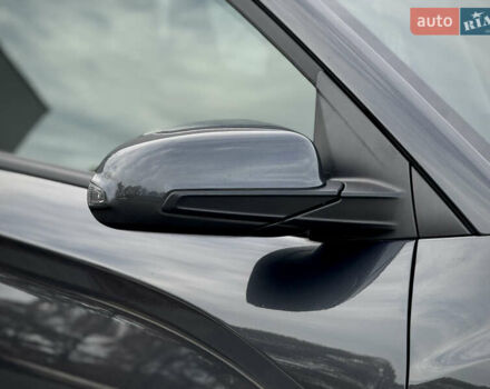 Серый Хендай Kona Electric, объемом двигателя 0 л и пробегом 87 тыс. км за 19552 $, фото 25 на Automoto.ua