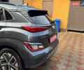 Серый Хендай Kona Electric, объемом двигателя 0 л и пробегом 77 тыс. км за 15999 $, фото 48 на Automoto.ua