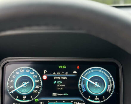 Серый Хендай Kona Electric, объемом двигателя 0 л и пробегом 63 тыс. км за 18450 $, фото 21 на Automoto.ua