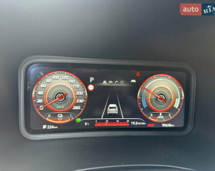 Серый Хендай Kona Electric, объемом двигателя 0 л и пробегом 77 тыс. км за 15999 $, фото 55 на Automoto.ua