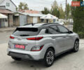 Серый Хендай Kona Electric, объемом двигателя 0 л и пробегом 63 тыс. км за 18450 $, фото 3 на Automoto.ua