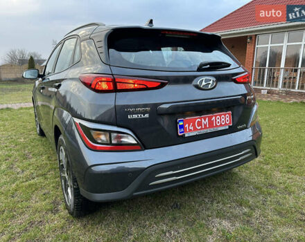 Сірий Хендай Kona Electric, об'ємом двигуна 0 л та пробігом 23 тис. км за 17900 $, фото 4 на Automoto.ua