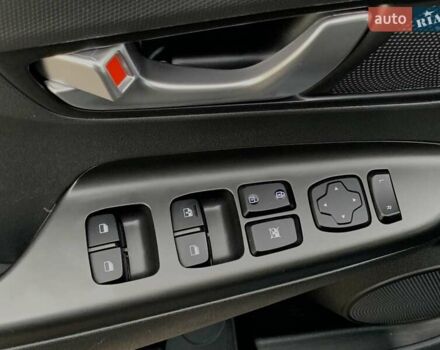Сірий Хендай Kona Electric, об'ємом двигуна 0 л та пробігом 47 тис. км за 17355 $, фото 42 на Automoto.ua