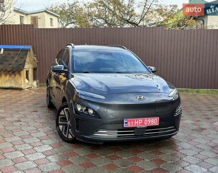 Серый Хендай Kona Electric, объемом двигателя 0 л и пробегом 77 тыс. км за 15999 $, фото 60 на Automoto.ua