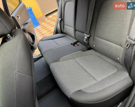 Серый Хендай Kona Electric, объемом двигателя 0 л и пробегом 77 тыс. км за 15999 $, фото 31 на Automoto.ua