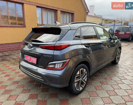 Серый Хендай Kona Electric, объемом двигателя 0 л и пробегом 77 тыс. км за 15999 $, фото 5 на Automoto.ua