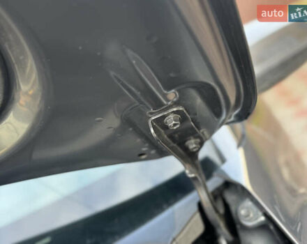 Серый Хендай Kona Electric, объемом двигателя 0 л и пробегом 77 тыс. км за 15999 $, фото 41 на Automoto.ua