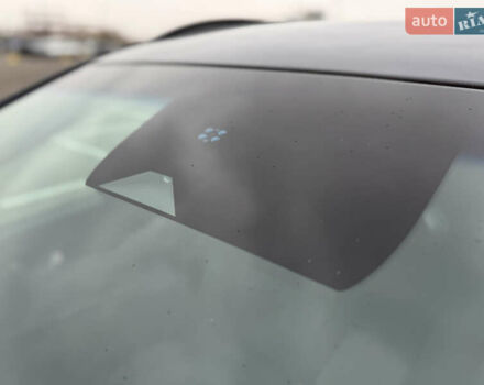 Серый Хендай Kona Electric, объемом двигателя 0 л и пробегом 50 тыс. км за 18500 $, фото 8 на Automoto.ua