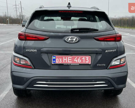 Сірий Хендай Kona Electric, об'ємом двигуна 0 л та пробігом 103 тис. км за 19700 $, фото 4 на Automoto.ua