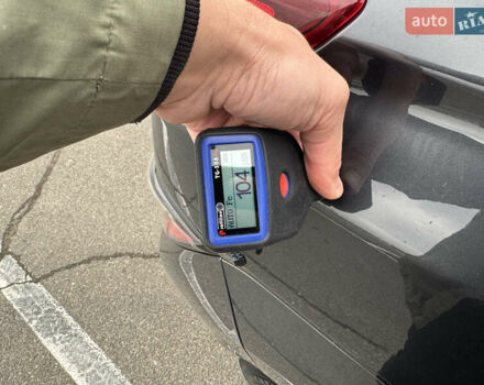 Серый Хендай Kona Electric, объемом двигателя 0 л и пробегом 50 тыс. км за 18500 $, фото 59 на Automoto.ua