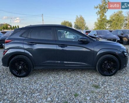 Серый Хендай Kona Electric, объемом двигателя 0 л и пробегом 115 тыс. км за 20600 $, фото 16 на Automoto.ua