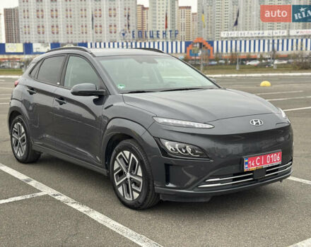 Серый Хендай Kona Electric, объемом двигателя 0 л и пробегом 50 тыс. км за 18500 $, фото 14 на Automoto.ua