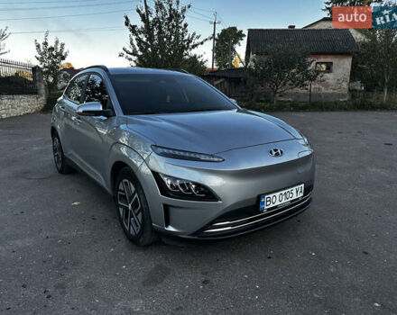 Серый Хендай Kona Electric, объемом двигателя 0 л и пробегом 55 тыс. км за 22000 $, фото 1 на Automoto.ua