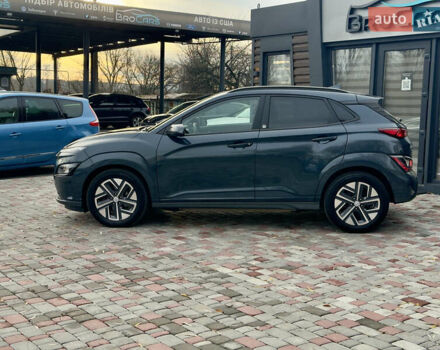 Сірий Хендай Kona Electric, об'ємом двигуна 0 л та пробігом 48 тис. км за 17500 $, фото 5 на Automoto.ua