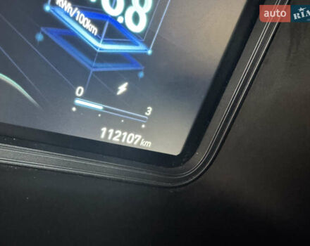 Серый Хендай Kona Electric, объемом двигателя 0 л и пробегом 112 тыс. км за 18999 $, фото 49 на Automoto.ua