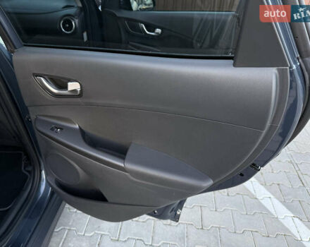 Сірий Хендай Kona Electric, об'ємом двигуна 0 л та пробігом 41 тис. км за 18650 $, фото 32 на Automoto.ua