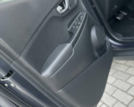 Сірий Хендай Kona Electric, об'ємом двигуна 0 л та пробігом 69 тис. км за 20700 $, фото 108 на Automoto.ua