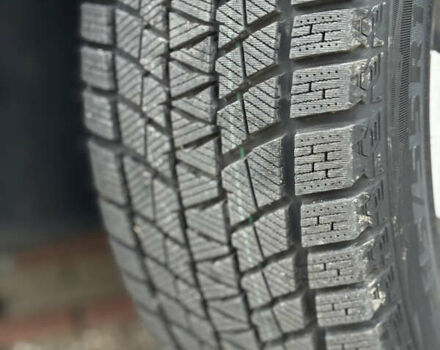 Сірий Хендай Kona Electric, об'ємом двигуна 0 л та пробігом 69 тис. км за 20700 $, фото 117 на Automoto.ua