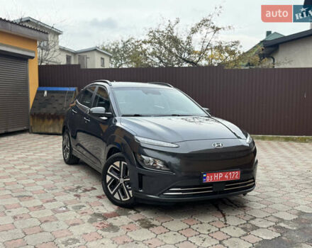 Сірий Хендай Kona Electric, об'ємом двигуна 0 л та пробігом 112 тис. км за 18999 $, фото 56 на Automoto.ua