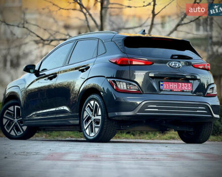 Сірий Хендай Kona Electric, об'ємом двигуна 0 л та пробігом 69 тис. км за 20700 $, фото 41 на Automoto.ua