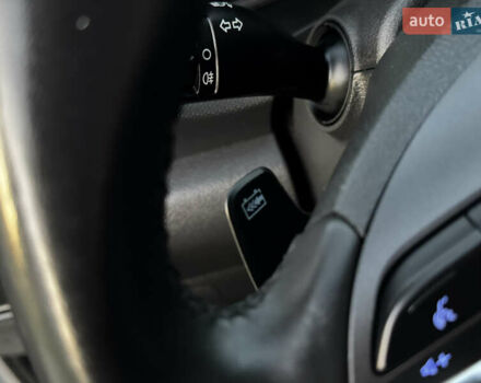 Серый Хендай Kona Electric, объемом двигателя 0 л и пробегом 80 тыс. км за 20700 $, фото 53 на Automoto.ua