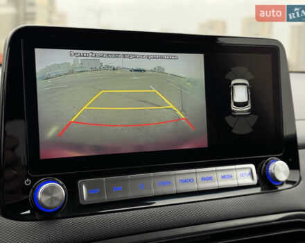 Серый Хендай Kona Electric, объемом двигателя 0 л и пробегом 50 тыс. км за 18500 $, фото 4 на Automoto.ua