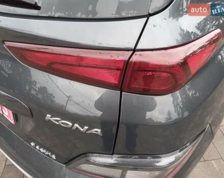 Сірий Хендай Kona Electric, об'ємом двигуна 0 л та пробігом 59 тис. км за 16890 $, фото 56 на Automoto.ua