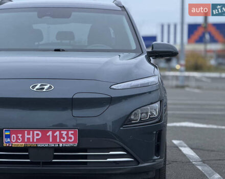 Сірий Хендай Kona Electric, об'ємом двигуна 0 л та пробігом 55 тис. км за 18500 $, фото 22 на Automoto.ua