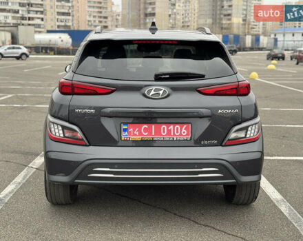 Серый Хендай Kona Electric, объемом двигателя 0 л и пробегом 50 тыс. км за 18500 $, фото 19 на Automoto.ua