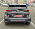 Серый Хендай Kona Electric, объемом двигателя 0 л и пробегом 50 тыс. км за 18500 $, фото 19 на Automoto.ua
