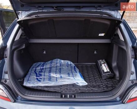 Серый Хендай Kona Electric, объемом двигателя 0 л и пробегом 46 тыс. км за 17950 $, фото 33 на Automoto.ua