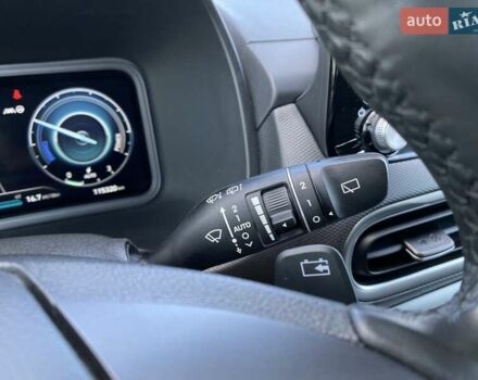 Серый Хендай Kona Electric, объемом двигателя 0 л и пробегом 115 тыс. км за 20600 $, фото 33 на Automoto.ua