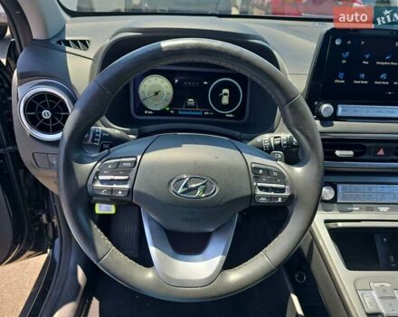 Серый Хендай Kona Electric, объемом двигателя 0 л и пробегом 31 тыс. км за 15000 $, фото 8 на Automoto.ua