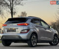 Серый Хендай Kona Electric, объемом двигателя 0 л и пробегом 80 тыс. км за 20700 $, фото 33 на Automoto.ua