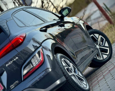 Сірий Хендай Kona Electric, об'ємом двигуна 0 л та пробігом 69 тис. км за 20700 $, фото 35 на Automoto.ua