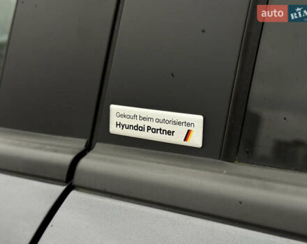 Серый Хендай Kona Electric, объемом двигателя 0 л и пробегом 50 тыс. км за 18500 $, фото 9 на Automoto.ua