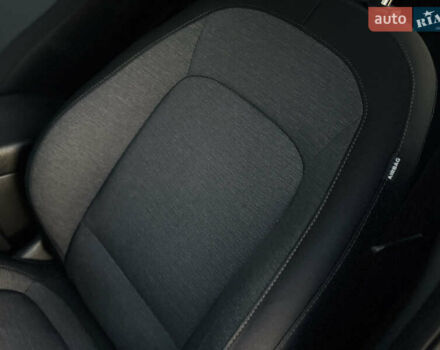 Серый Хендай Kona Electric, объемом двигателя 0 л и пробегом 80 тыс. км за 20700 $, фото 46 на Automoto.ua