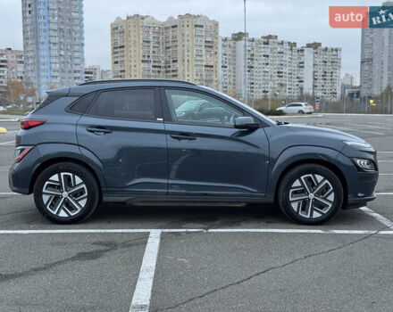 Сірий Хендай Kona Electric, об'ємом двигуна 0 л та пробігом 55 тис. км за 18500 $, фото 19 на Automoto.ua