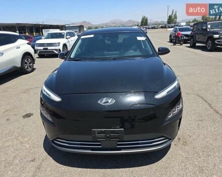 Серый Хендай Kona Electric, объемом двигателя 0 л и пробегом 31 тыс. км за 15000 $, фото 1 на Automoto.ua