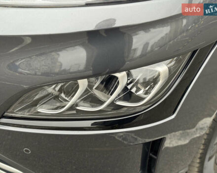 Серый Хендай Kona Electric, объемом двигателя 0 л и пробегом 50 тыс. км за 18500 $, фото 11 на Automoto.ua