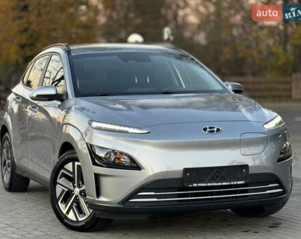 Серый Хендай Kona Electric, объемом двигателя 0 л и пробегом 80 тыс. км за 20700 $, фото 31 на Automoto.ua