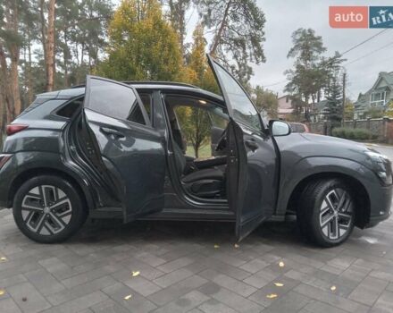 Сірий Хендай Kona Electric, об'ємом двигуна 0 л та пробігом 59 тис. км за 16890 $, фото 25 на Automoto.ua