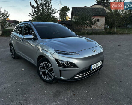 Серый Хендай Kona Electric, объемом двигателя 0 л и пробегом 55 тыс. км за 22000 $, фото 14 на Automoto.ua