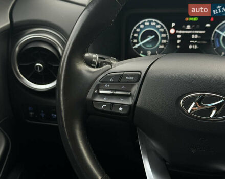 Сірий Хендай Kona Electric, об'ємом двигуна 0 л та пробігом 48 тис. км за 17500 $, фото 30 на Automoto.ua