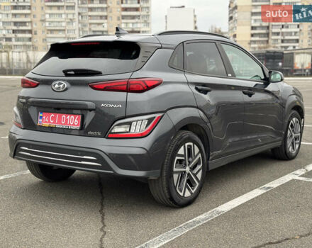 Серый Хендай Kona Electric, объемом двигателя 0 л и пробегом 50 тыс. км за 18500 $, фото 20 на Automoto.ua